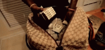 1760028038282.gif